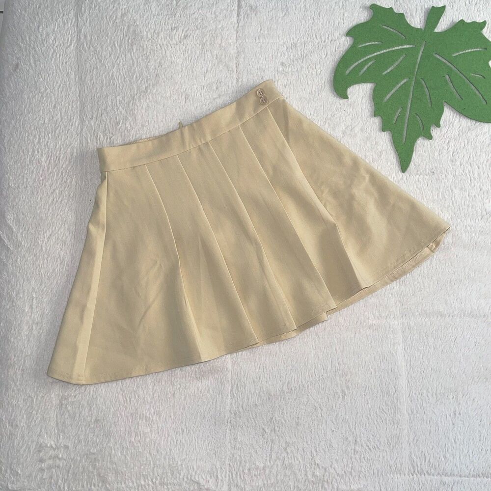 We Wore What Y2K Tan Preppy Pleated Mini Skirt Size 4 Womens Academia Collegiate